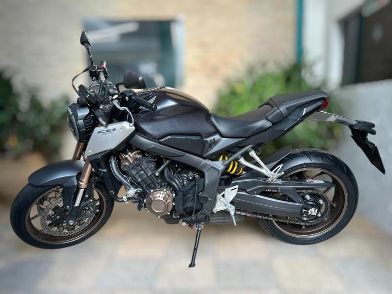 HONDA - CB 650 R | Ano 2022